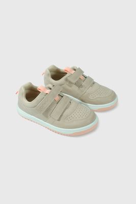 Zapatilla Lifestyle Beige de Niña