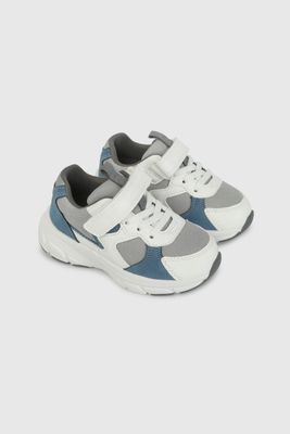 Zapatilla Urbana Deportiva Blanca 47370210V26