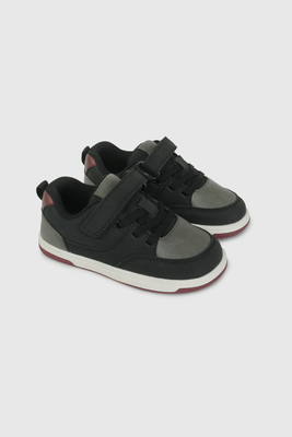 Zapatilla Urbana Skate Negra 47310201V26