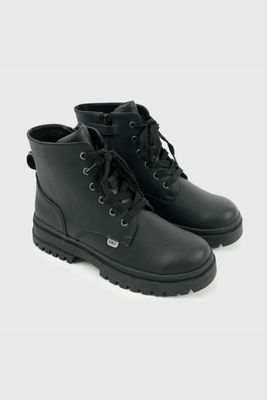 Botín Escolar Negro con Plataforma y Cordones Niña