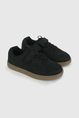Zapatilla Urbana Negra 57230201V26 KID2