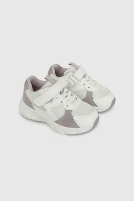 Zapatilla Urbana Deportiva Blanca 47360210V26