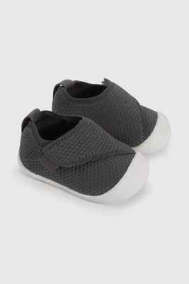 Imagen 1 del producto Zapatilla Urbana Negra 27030303V26