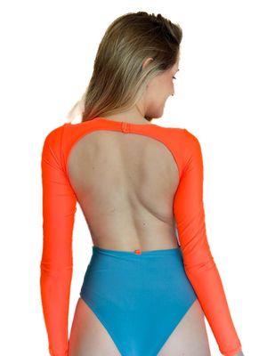 Imagen 2 del producto Traje de Baño Surf Daikiri Mujer Manga Larga Sin Espalda Naranjo Fluor Filtro UV50+