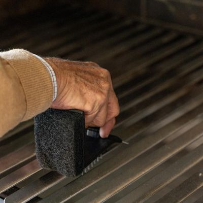 Imagen 2 del producto Cepillo para Limpieza de Parrilla 3 en 1 Dangrill