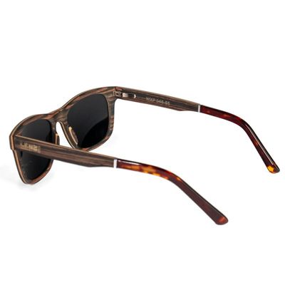 Imagen 2 del producto Anteojo de sol Fresno Madera Ebano Lenzi