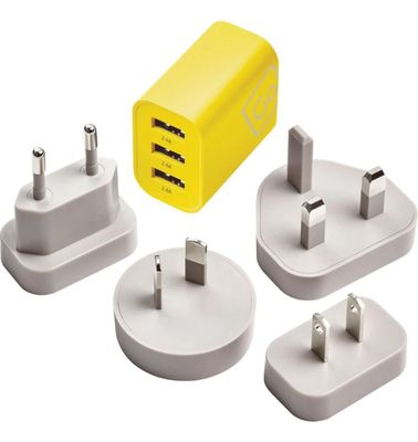 Adaptador Universal Con 3 Puertos Usb-A 2.4A