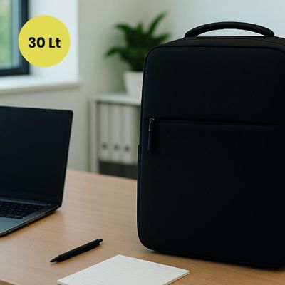 Imagen 2 del producto Mochila para Notebook con Puerto USB 15"" Negra LEVO