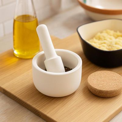 Imagen 2 del producto Mortero con Mazo para Especias con Tapa de Corcho BERGHOFF