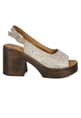 Imagen 2 del producto Sandalia Cuero Yanil Beige Print