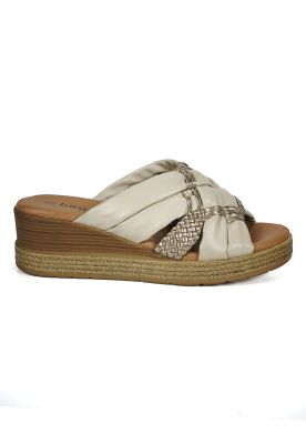 Imagen 2 del producto Sandalia Yaimara Beige