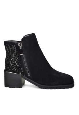 Botín Cuero Plunie Negro con prederia brillante