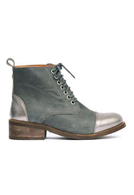 Botin Mujer De Cuero Aretha Gris C3