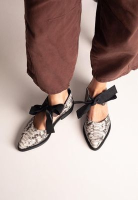 Imagen 2 del producto Zapato Mujer / Ruda Gris