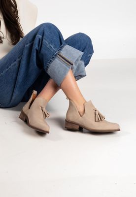 Imagen 2 del producto Botin Mujer / Adriana Beige