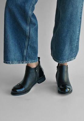 Imagen 2 del producto Botin Mujer / Verdecillo Negro