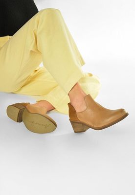 Imagen 1 del producto Botin Mujer / Petra Camel
