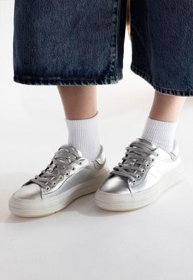 Imagen 2 del producto Zapatilla Mujer / Vele Plata