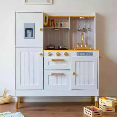 Imagen 2 del producto COCINA BLANCA DORADA TOP CHEF