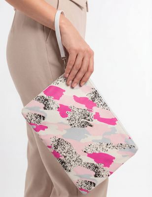 Imagen 2 del producto Cosmetiquero estampado manchas