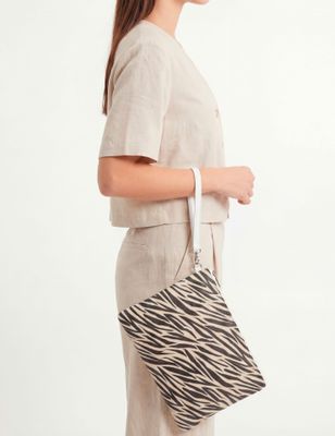 Cosmetiquero estampado zebra