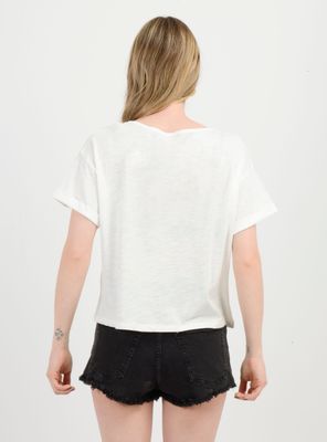 Imagen 2 del producto POLERA MANGA CORTA MOMENT CROP BEIGE CLARO