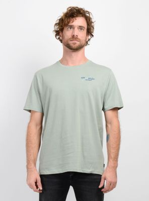 POLERA MANGA CORTA SURFBOARD VERDE CLARO