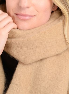 Imagen 2 del producto BUFANDA CINDI CAFÉ CLARO