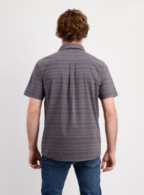 Imagen 2 del producto CAMISA MANGA CORTA TRVLR TRAVERSE STRIPE GRIS OSCURO