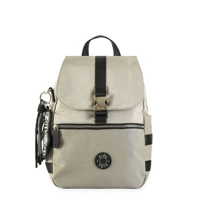 Mochila con tapa mediana tavira gris