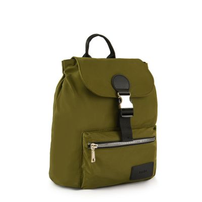 Imagen 2 del producto Mochila con tapa mediana amara verde oliva