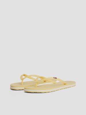 Sandalias Con Logo Esmaltado Amarillo Tommy Hilfiger