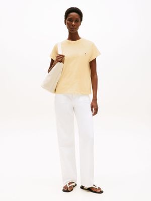 Imagen 2 del producto Polera Texturizada Con Logo Amarillo ZGB Tommy Hilfiger