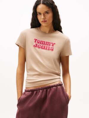 Polera Essential Logo Regular Fit Beige Tommy Jeans