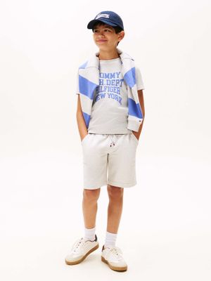 Imagen 2 del producto Polera Con Logo Varsity Gris Tommy Hilfiger