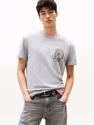 Imagen 1 del producto Polera Novelty Con Estampado Gris Q13 Tommy Jeans