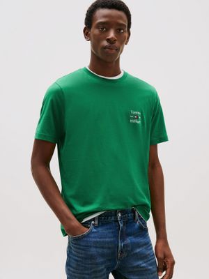 Imagen 1 del producto Polera Stack Con Logo Regular Fit Verde Tommy Hilfiger