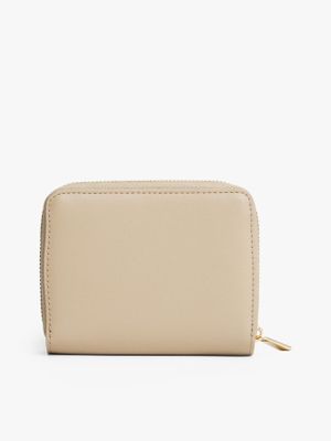 Imagen 2 del producto Billetera De Solapa Monogram Beige Tommy Hilfiger