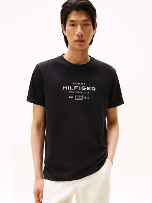 Polera Stack Graphic Logo Negro Tommy Hilfiger