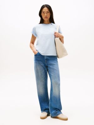 Imagen 2 del producto Polera  Logo Floral Script Celeste C1O Tommy Hilfiger