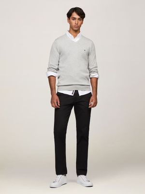 Imagen 2 del producto Sweater Básico Signature Neck Gris Tommy Hilfiger