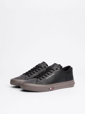 Zapatillas Vulcanizadas Street De Cuero Negro Tommy Hilfiger