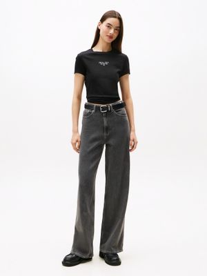 Imagen 2 del producto Polera Slim Fit Logo Essential Negro Tommy Jeans