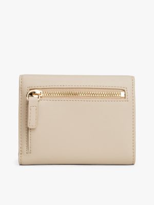 Imagen 2 del producto Billetera Heritage Con Solapa Beige Tommy Hilfiger