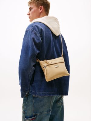 Imagen 2 del producto Bolso Urban Con Logo Engomado Beige Tommy Jeans