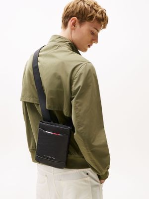 Imagen 2 del producto Bolso Central Crossover Metálico Negro Tommy Hilfiger