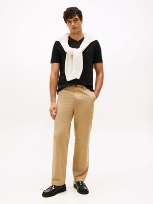 Imagen 2 del producto Polera Essential V Regular  Negro BDS Tommy Hilfiger