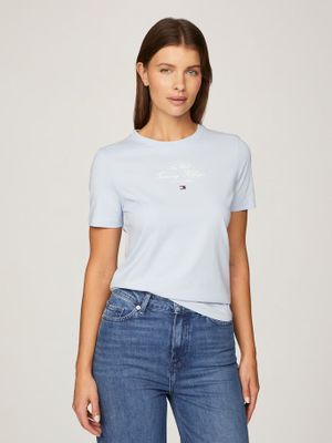 Imagen 1 del producto Polera Logo Script Regular Fit Celeste Tommy Hilfiger
