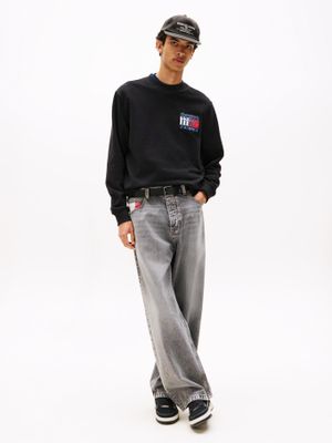 Imagen 2 del producto Polerón Regular Fit Con Logo Negro Tommy Jeans