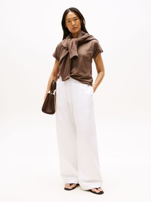 Imagen 2 del producto Polera Texturizada Con Logo Café GTO Tommy Hilfiger